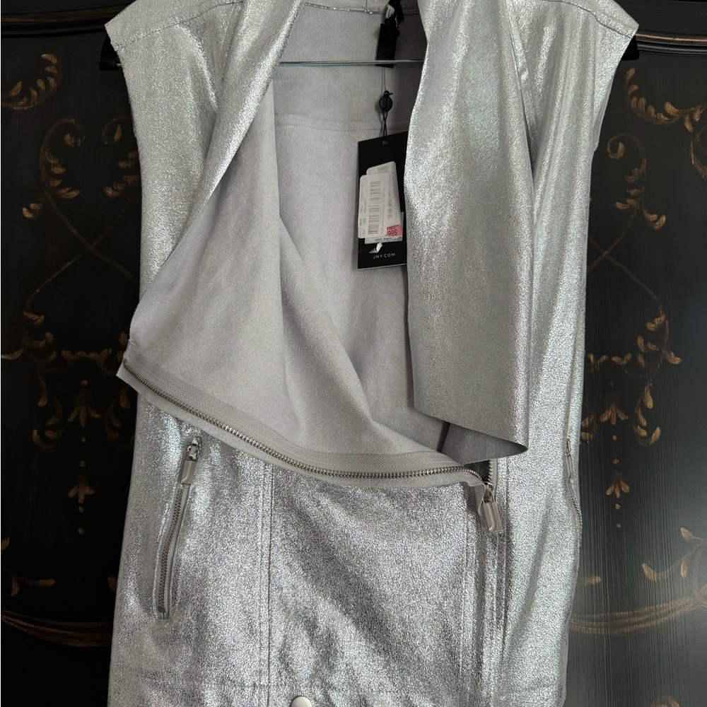 Silver Sleeveless Zip-Up Vest Sz m